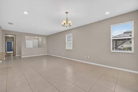 5395 NW Pine Trail Circle, Port St. Lucie FL - photo 6 of 38