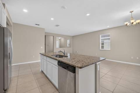 5395 NW Pine Trail Circle, Port St. Lucie FL - photo 13 of 38