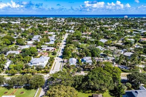 531 N Swinton Avenue, Delray Beach FL - photo 9 of 10