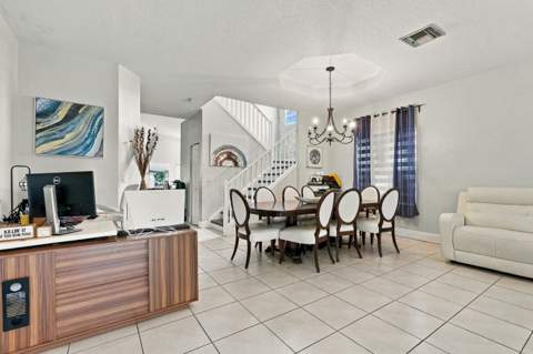 8525 Pine Cay, Royal Palm Beach FL - photo 8 of 46