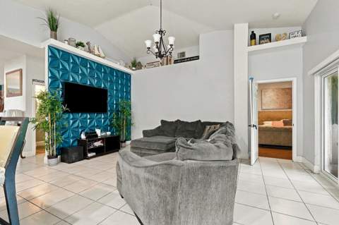 8525 Pine Cay, Royal Palm Beach FL - photo 10 of 46
