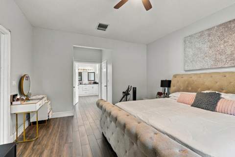 8525 Pine Cay, Royal Palm Beach FL - photo 19 of 46