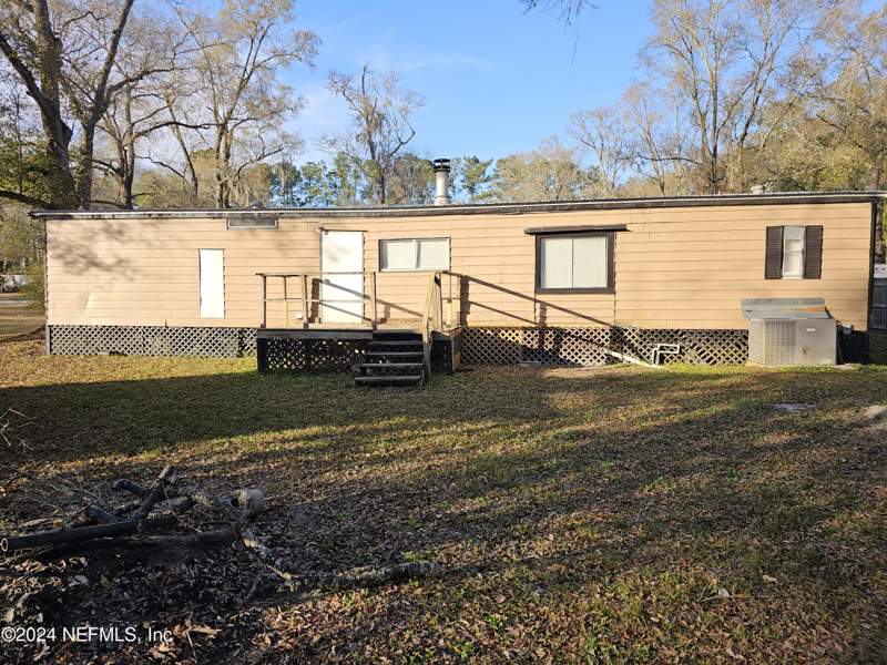 7 bedroom Mobile Home at 5794/5806 Woodlawn Cemetery Road, Macclenny, Macclenny — photo 3