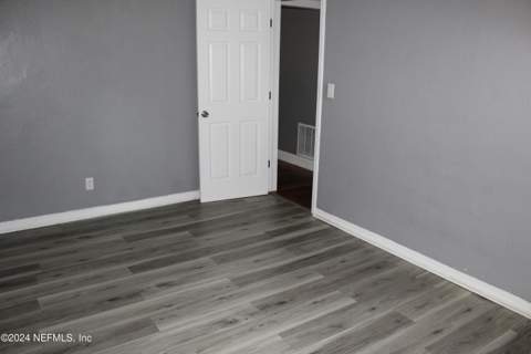 3412 Rockwood Drive, Jacksonville FL - photo 6 of 23