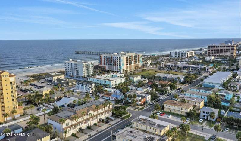 3 bedroom Condominium at 905 2nd Street #C, Jacksonville Beach, Jacksonville Beach — photo 4
