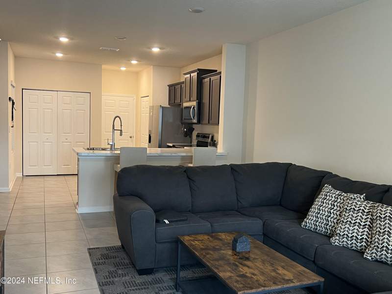 2 bedroom Townhouse at 963 Observatory Parkway, Capitol Park East, Jacksonville — photo 4