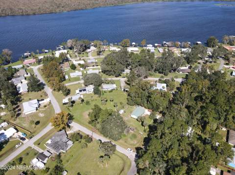 124 Bellray Drive, Satsuma FL - photo 6 of 8