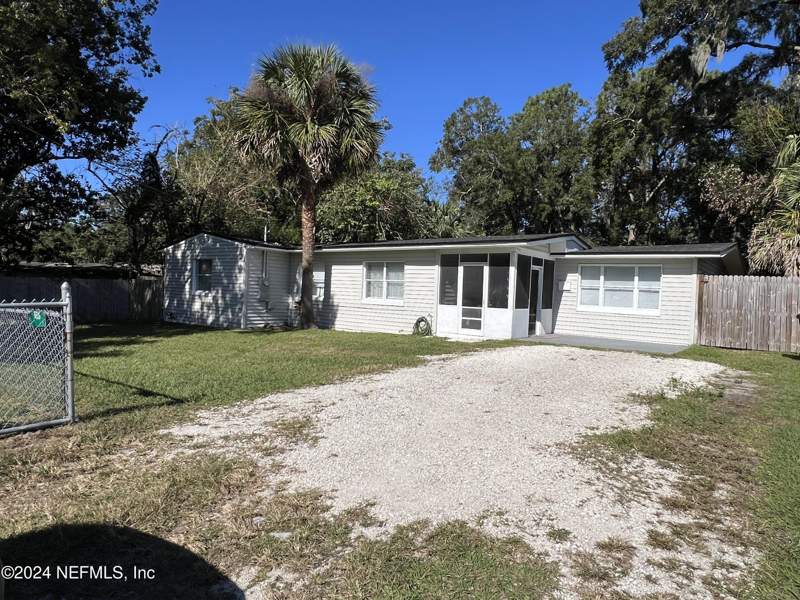 3 bedroom Single Family Residence at 5519 River Forest Drive, River Forest, Jacksonville — photo 2