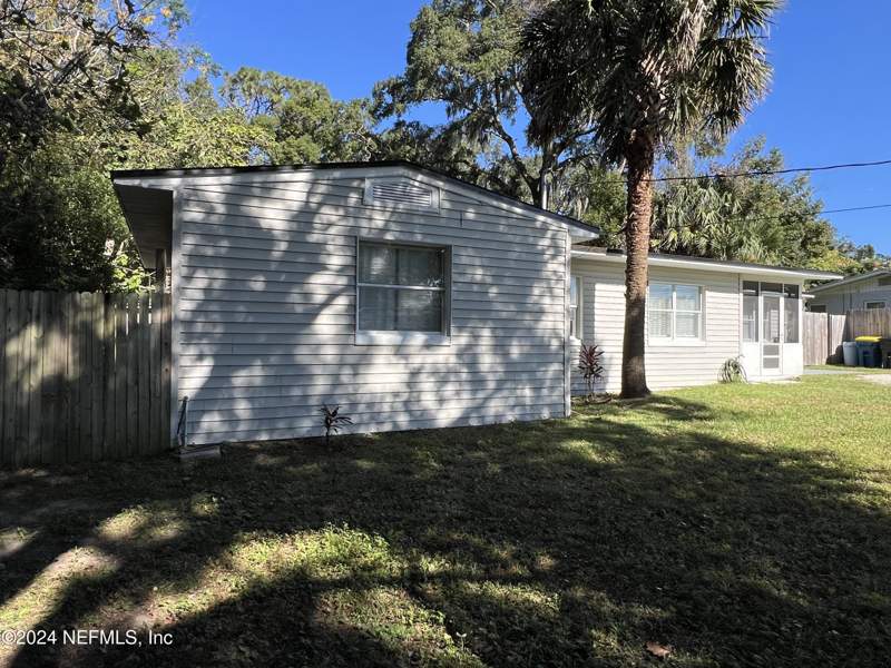 3 bedroom Single Family Residence at 5519 River Forest Drive, River Forest, Jacksonville — photo 4
