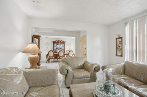 5816 Moncrief Road, Jacksonville FL - photo 7 of 43