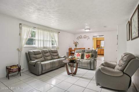 5816 Moncrief Road, Jacksonville FL - photo 9 of 43