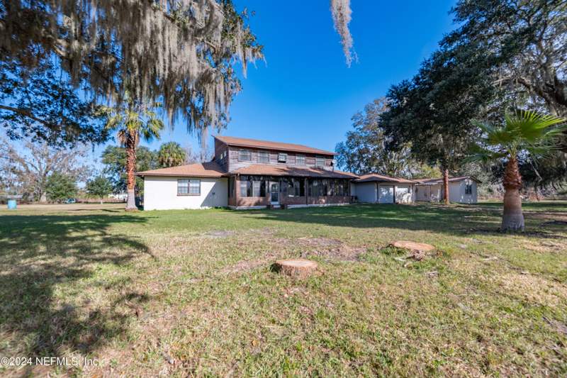 8 bedroom Single Family Residence at 11289 SW 85th Avenue, Hampton, Hampton — photo 2
