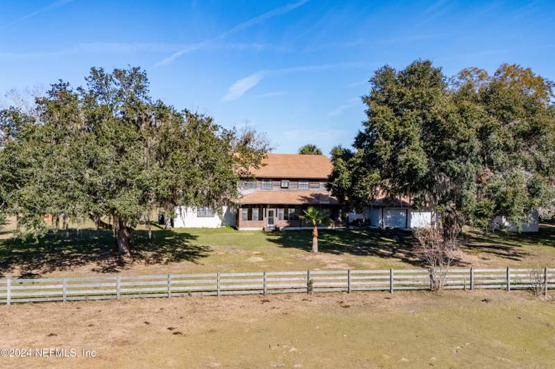 8 bedroom Single Family Residence at 11289 SW 85th Avenue, Hampton, Hampton — photo 5