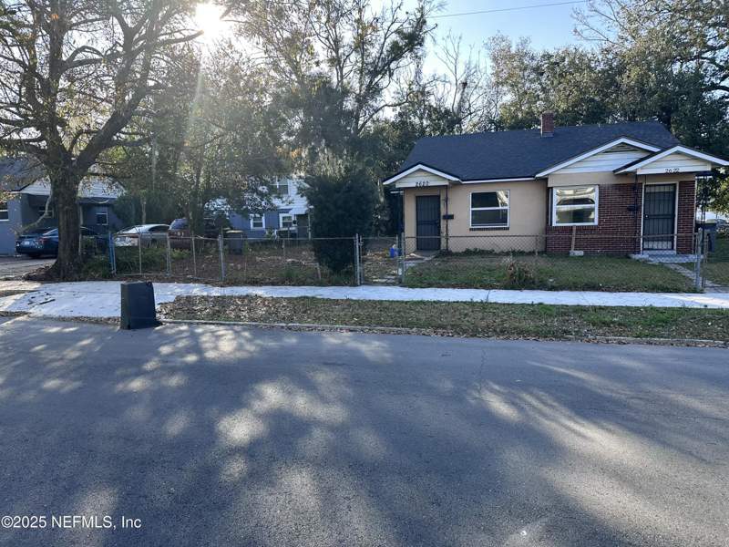 3 bedroom Single Family Residence at 2622 Market Street, Springfield, Jacksonville — photo 2