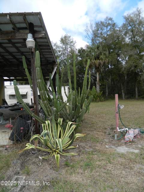 250 Old Hwy 17, Pomona Park FL - photo 7 of 63