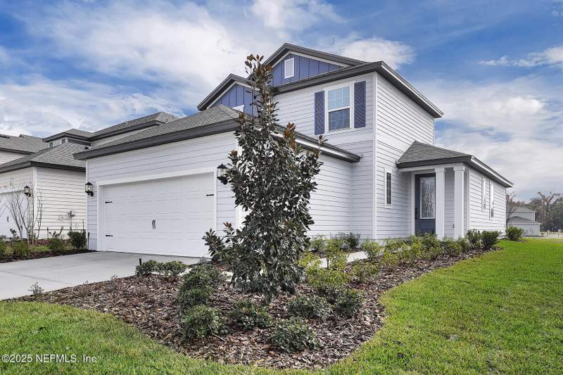 4 bedroom Single Family Residence at 3987 Gareys Ferry Way, Jennings Farm, Middleburg — photo 2