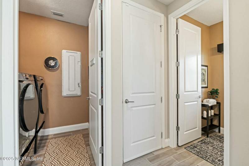3 bedroom Single Family Residence at 823 Stillwater Boulevard, Stillwater, St. Johns — photo 5