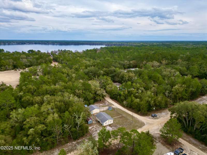2 bedroom Single Family Residence at 600 Wakulla Street, Lakeside Hills, Florahome — photo 2