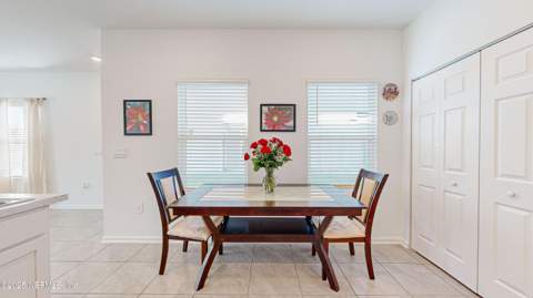 9014 Gifford Drive, Jacksonville FL - photo 7 of 23