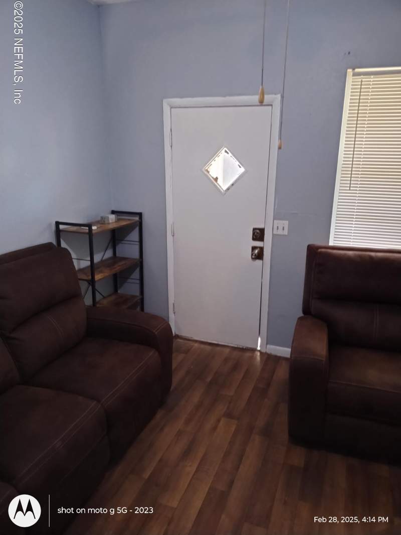 3 bedroom Single Family Residence at 1339 Mount Herman Street, Stewarts Addn To Jax, Jacksonville — photo 5