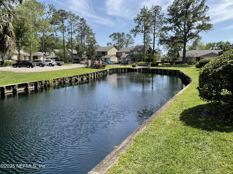 2 bedroom Condominium at 7701 Baymeadows Circle #1072, Village Green At Baymeadows, Jacksonville — photo 2