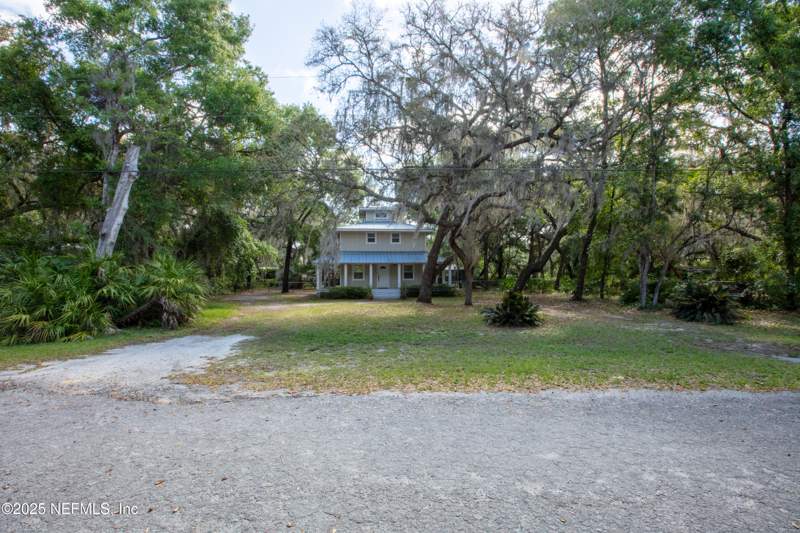 3 bedroom Single Family Residence at 303 SE 3rd Avenue, Seminole Ridge, Melrose — photo 4