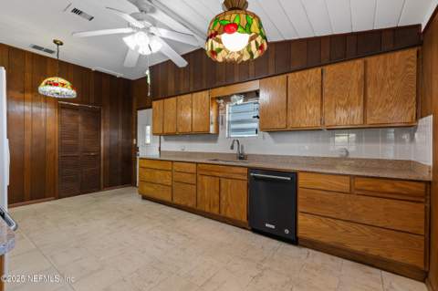 14468 SE County Road 100A, Starke FL - photo 13 of 42