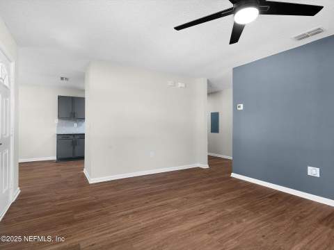 1615 Brook Forest Drive, Jacksonville FL - photo 10 of 25