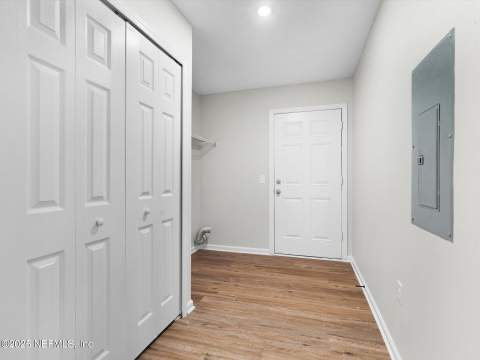 1615 Brook Forest Drive, Jacksonville FL - photo 12 of 25