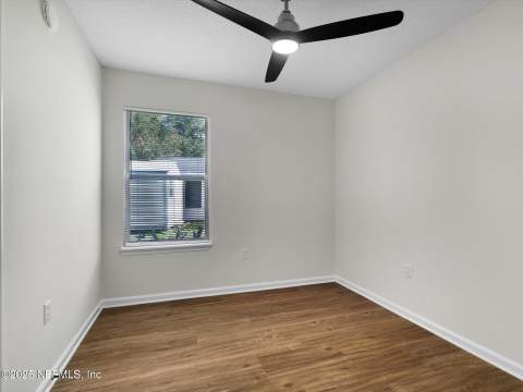 1615 Brook Forest Drive, Jacksonville FL - photo 14 of 25