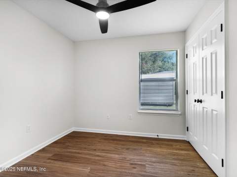 1615 Brook Forest Drive, Jacksonville FL - photo 17 of 25