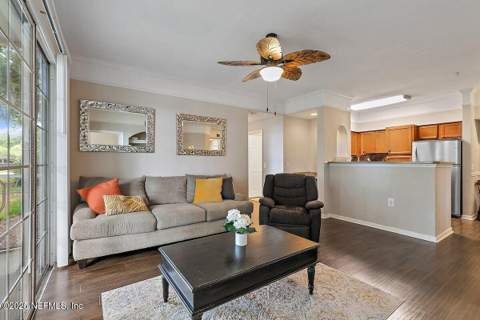 8550 Touchton Road #1318, Jacksonville FL - photo 7 of 20