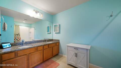 6935 Woody Vine Drive, Jacksonville FL - photo 18 of 42