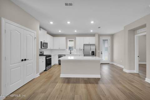 3995 Gareys Ferry Way, Middleburg FL - photo 6 of 28