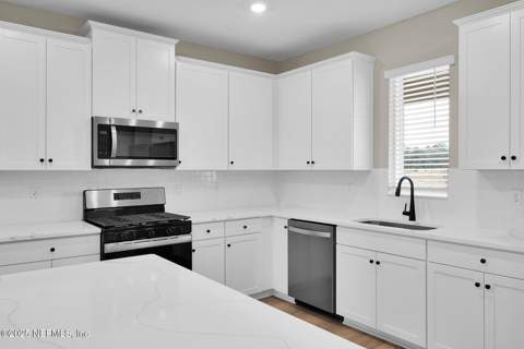 3995 Gareys Ferry Way, Middleburg FL - photo 10 of 28