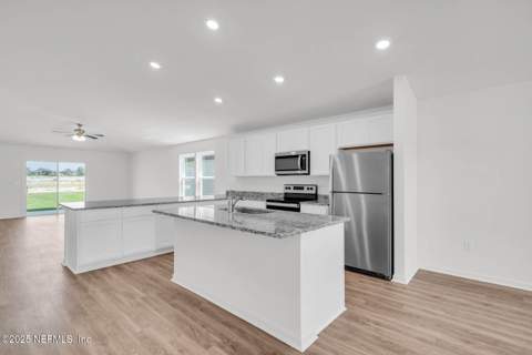 6943 CANOE BIRCH Road, Jacksonville FL - photo 6 of 28