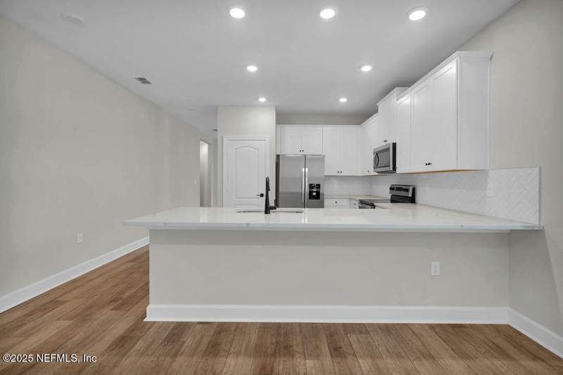 3 bedroom Single Family Residence at 6975 Canoe Birch Road, Villages Of Westport, Jacksonville — photo 5