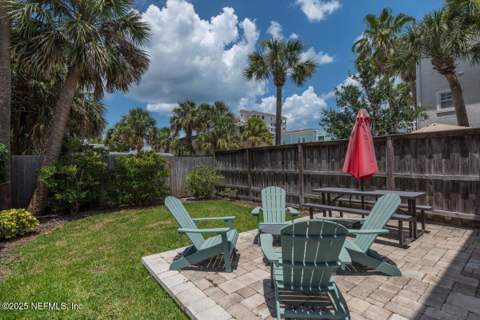 231 10th Avenue, Jacksonville Beach FL - photo 6 of 56