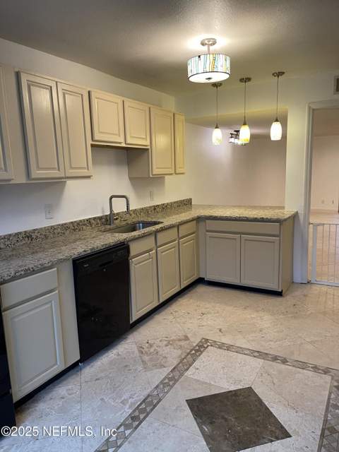 8880 Old Kings Road #53, Jacksonville FL - photo 7 of 31