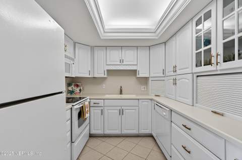 1601 Ocean Drive #104, Jacksonville Beach FL - photo 14 of 41