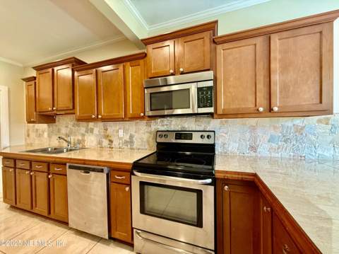 4518 Astral Street, Jacksonville FL - photo 10 of 33