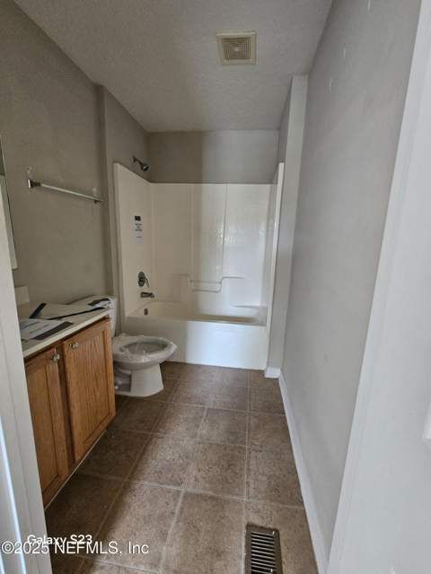 7026 St Ives Court, Jacksonville FL - photo 11 of 15