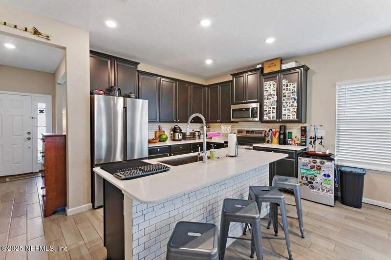 3 bedroom Single Family Residence at 6761 Evening Dusk Drive, Gentle Woods, Jacksonville — photo 5