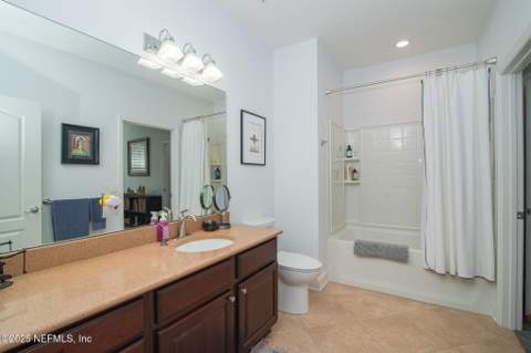 4480 Deerwood Lake Parkway #353, Jacksonville FL - photo 17 of 33