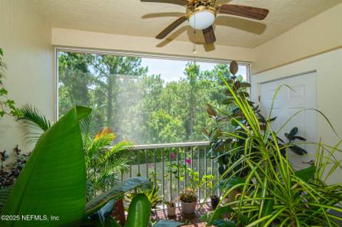 4480 Deerwood Lake Parkway #353, Jacksonville FL - photo 15 of 33