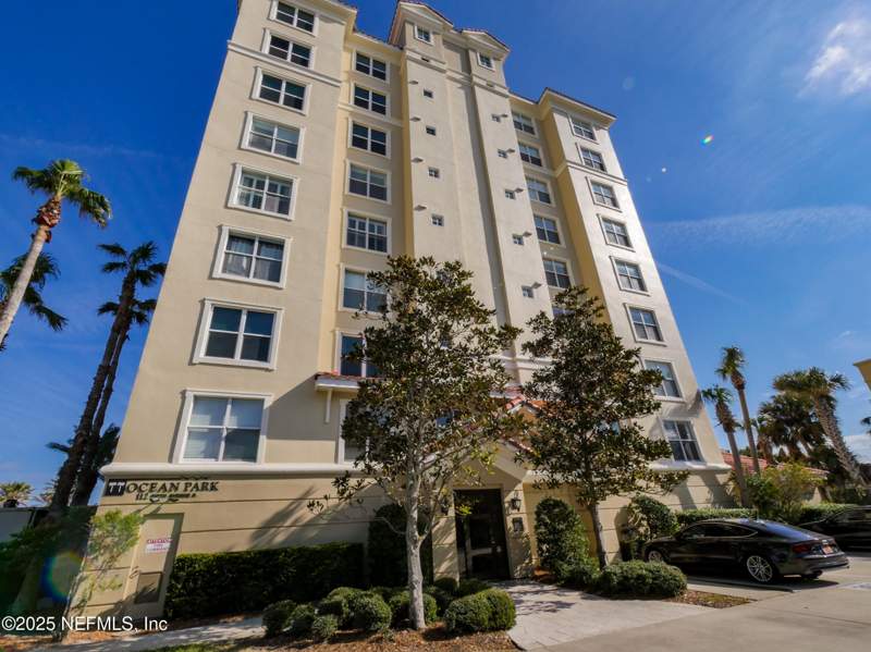 3 bedroom Condominium at 112 5th Avenue #402, Ocean Park, Jacksonville Beach — photo 2