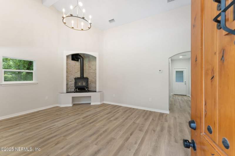 2 bedroom Single Family Residence at 343 Tinsley Road, Florahome, Florahome — photo 5