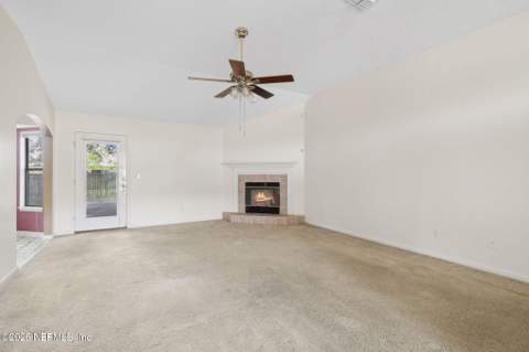 2975 Golden Pond Boulevard, Orange Park FL - photo 9 of 32