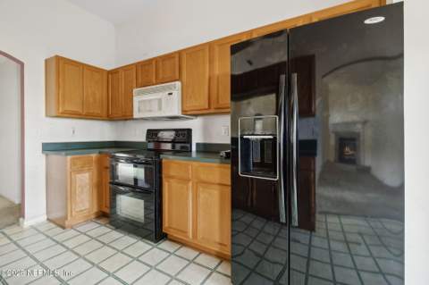 2975 Golden Pond Boulevard, Orange Park FL - photo 12 of 32
