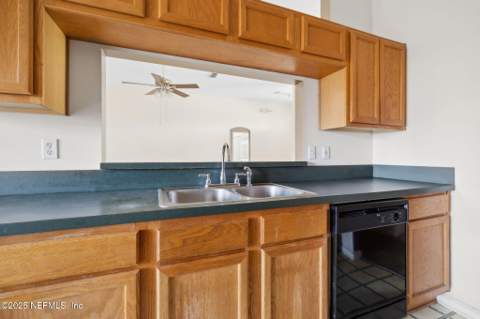 2975 Golden Pond Boulevard, Orange Park FL - photo 13 of 32